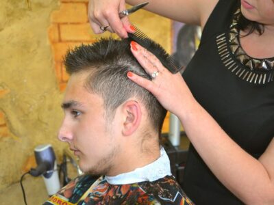 beauty salon g484930049 1280 PRL en Peluquería y Estética y Primeros Auxilios