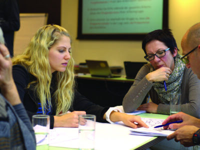 meeting 4784909 1280 Promoción para la igualdad efectiva de mujeres y hombres